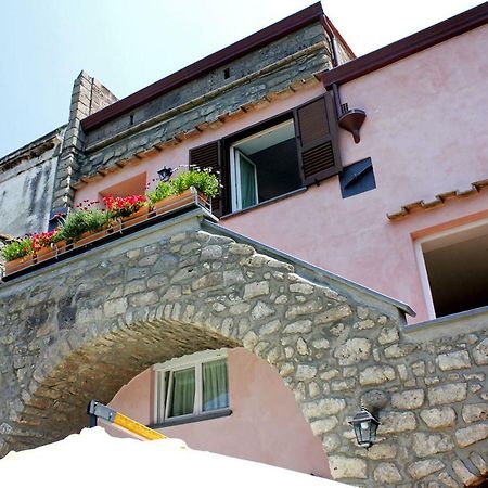 メタ Chez Chantal Bed & Breakfast エクステリア 写真